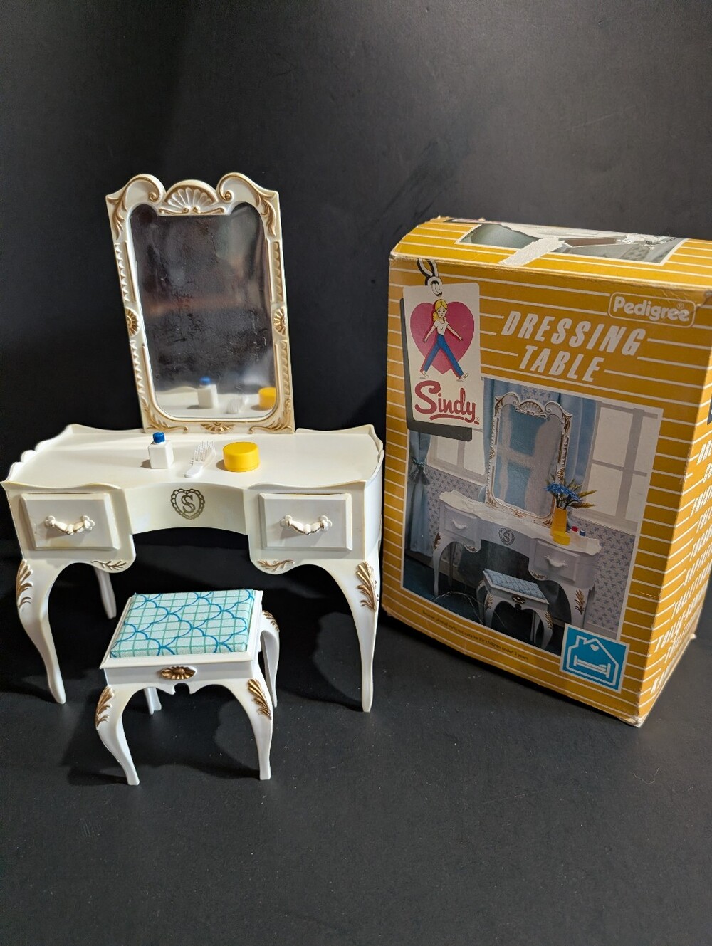 Vtg Sindy Dressing Vanity Set With Accessories Doll Furniture 1970's Pedigree